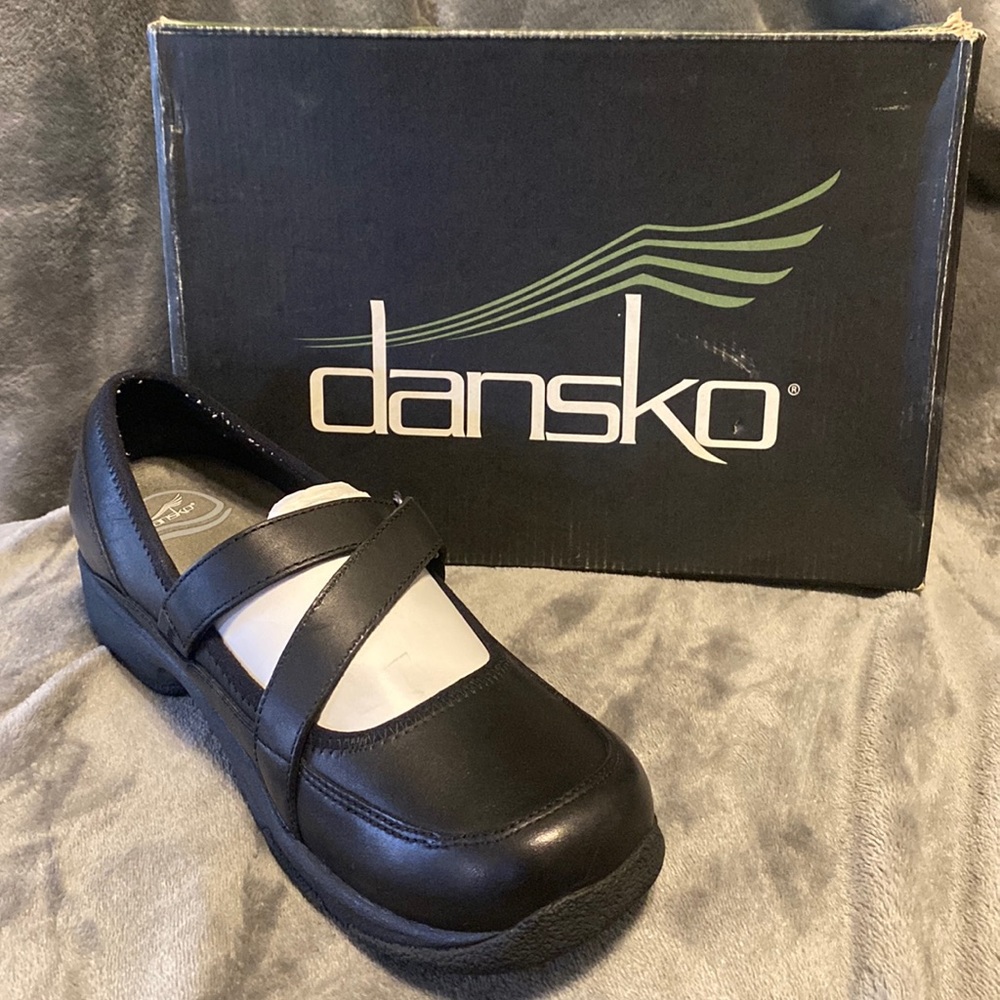 All Black Dansko’s